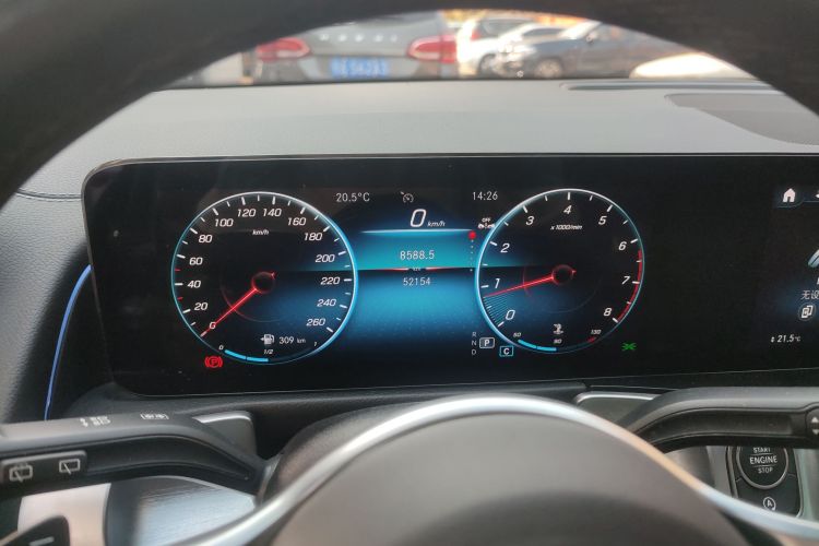 奔驰GLB 2023款 改款 GLB 200 动感型中控内饰14