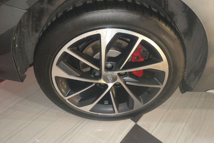 奥迪A3 2021款 A3L Limousine 35 TFSI 进取运动型车身外观6008