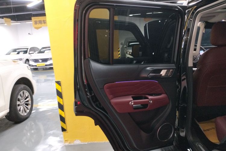 坦克300 2024款 2.0T 征服者中控内饰49