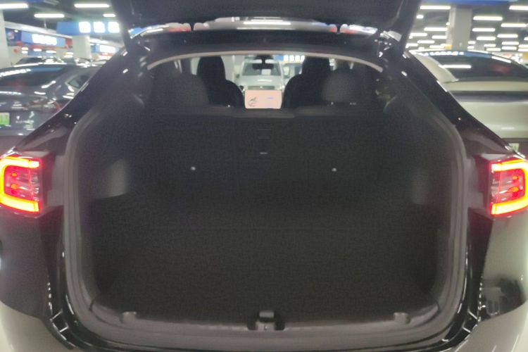 特斯拉 Model Y 2022款 改款 后轮驱动版局部细节23