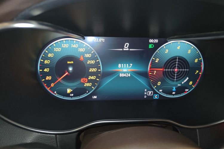 奔驰GLC 2021款 GLC 260 L 4MATIC 豪华型中控内饰15