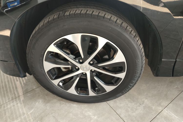 本田 冠道 2019款 240TURBO 两驱精英版车身外观6007