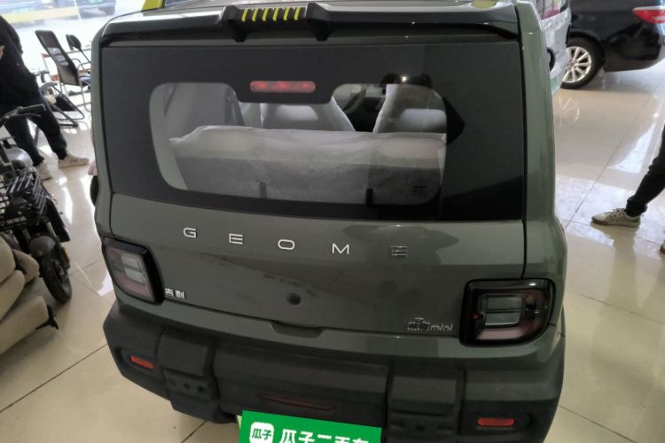 吉利银河 2025款 210km 熊猫骑士车身外观6