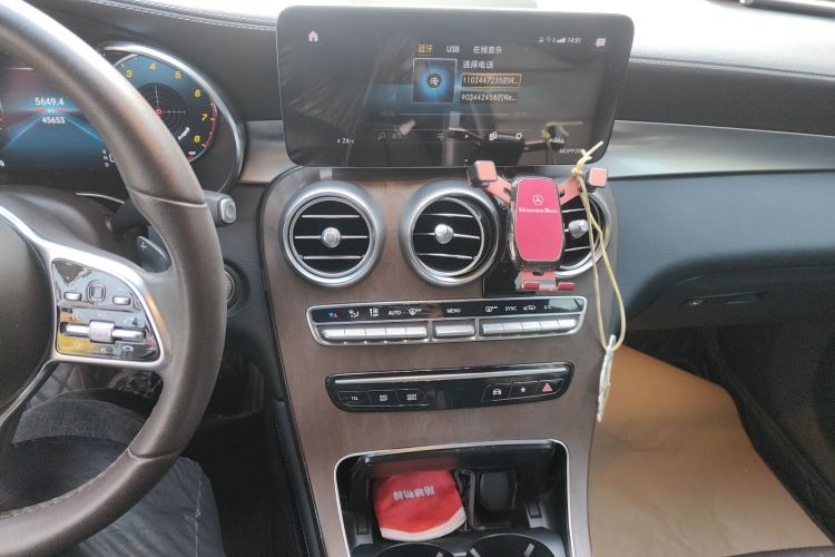 奔驰GLC 2020款 改款 GLC 260 L 4MATIC 豪华型中控内饰16