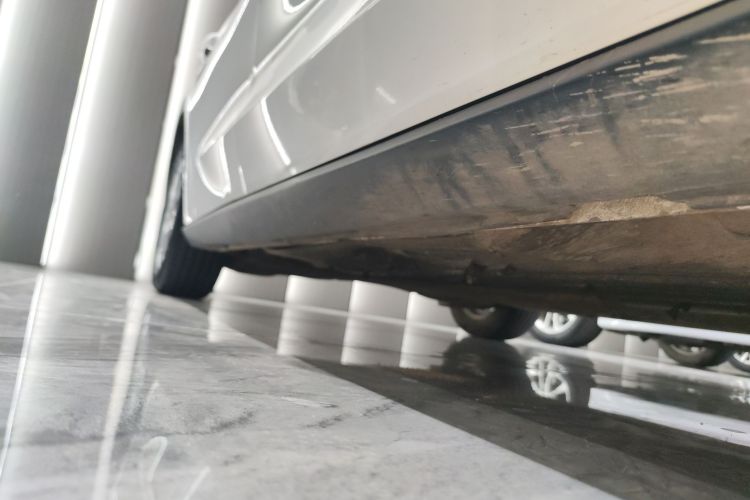 福特 福克斯 2019款 三厢 1.5L 手动锋跃型 国V局部细节9001