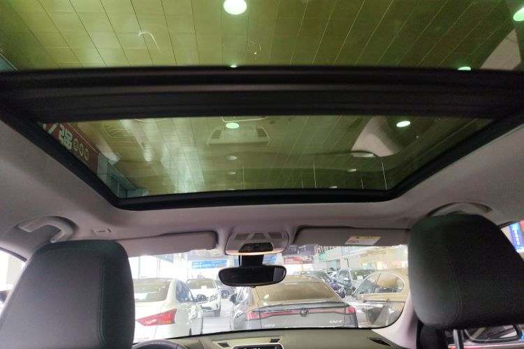 宝马X1 2016款 sDrive18Li 尊享型中控内饰22