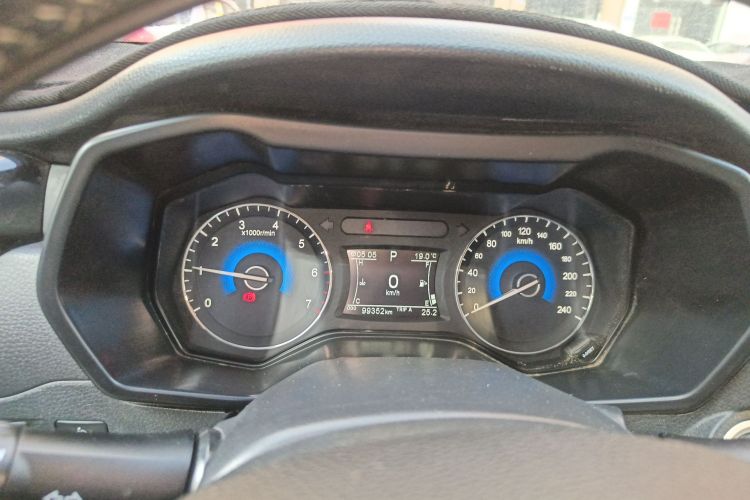 东风风光 风光580 2017款 1.5T CVT豪华型中控内饰14