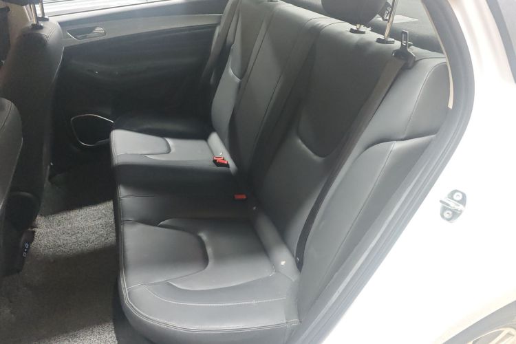 奇瑞新能源 艾瑞泽e 2024款 405km 出行版中控内饰21