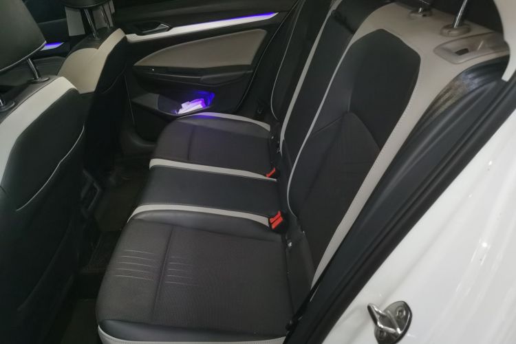 大众 高尔夫 2021款 280TSI DSG Pro中控内饰21