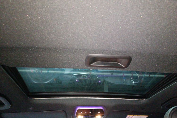 奔驰C级 2022款 改款 C 200 L 运动版局部细节22