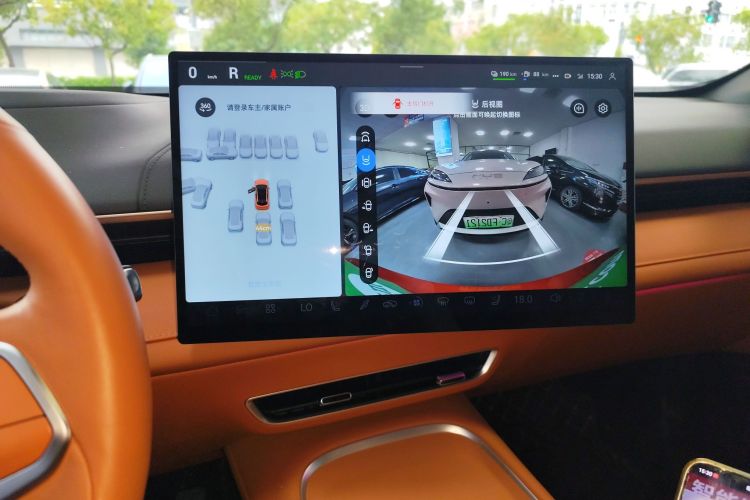 深蓝汽车 深蓝S07 2024款 215Max 乾崑智驾ADS SE增程版中控内饰16
