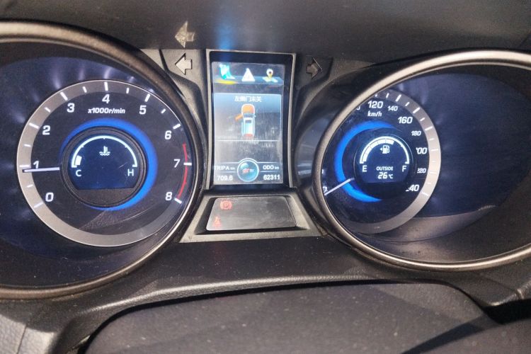 长安CS75 2016款 2.0L 手动豪华型 国V局部细节14