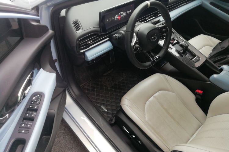 广汽传祺 2023款 影豹H 智能混动版中控内饰7003