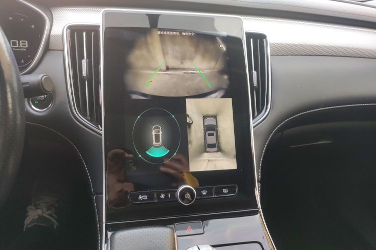 荣威i6 MAX 2020款 300TGI 自动爽酷天幕版中控内饰16