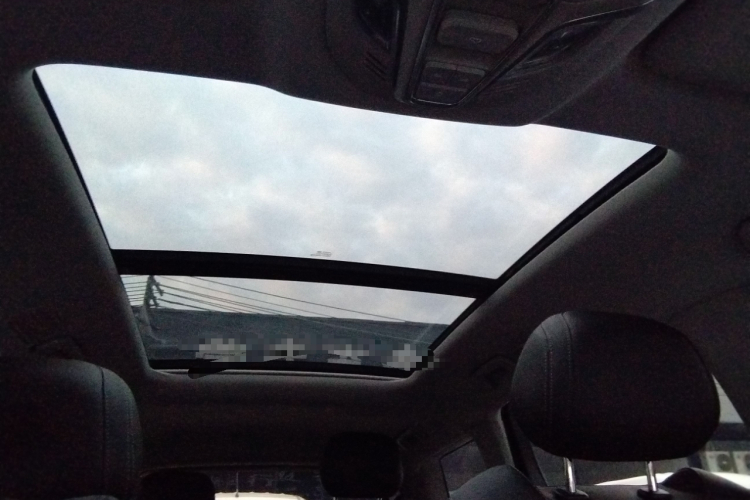 五菱汽车 五菱凯捷 2023款 280T CVT卓越型中控内饰22