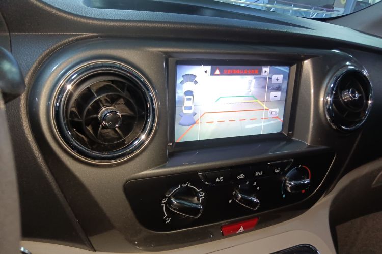 江淮瑞风 瑞风M3 2016款 宜家版 1.6L 豪华智能型局部细节16