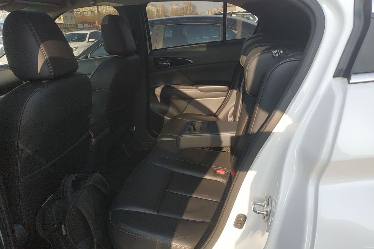 三菱 奕歌 2019款 1.5T CVT两驱梦想版 国VI中控内饰21