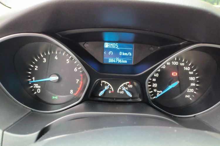 福特 福克斯 2015款 两厢 1.6L 自动风尚型局部细节14