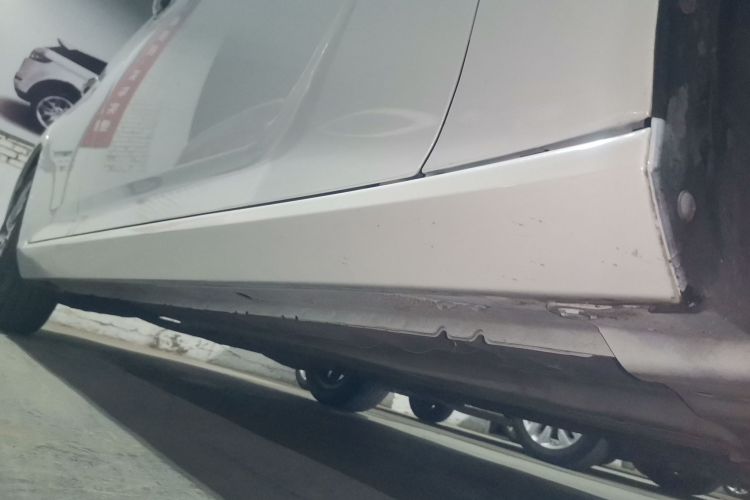 日产 天籁 2022款 2.0L XL-TLS 悦享版局部细节9001