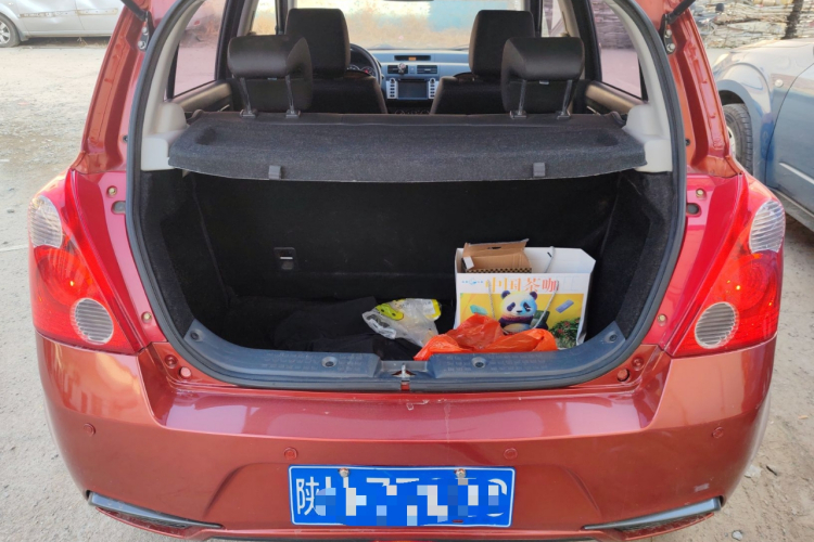 铃木 雨燕 2014款 1.5L 自动时尚型机舱底盘23