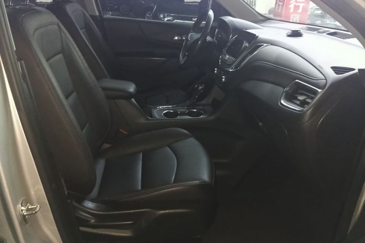 雪佛兰 探界者 2018款 Redline 550T 自动四驱拓界版RS局部细节41