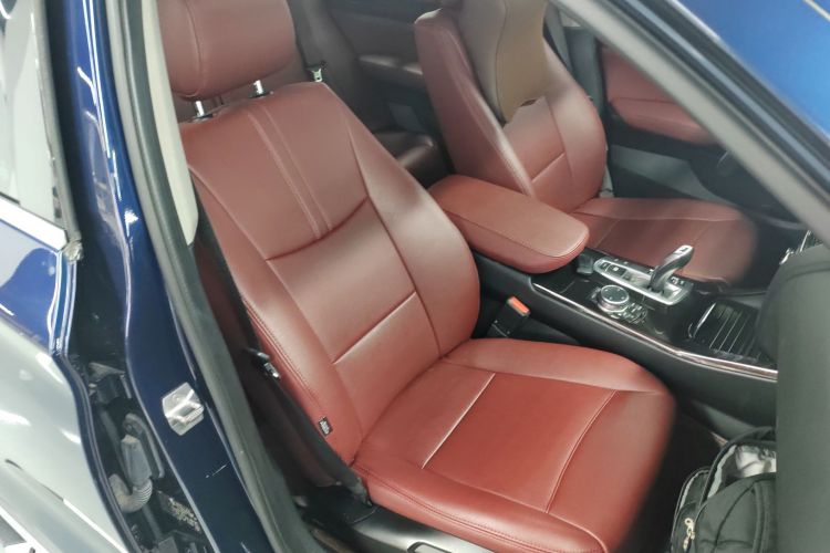 宝马X4 2014款 xDrive20i X设计套装局部细节41