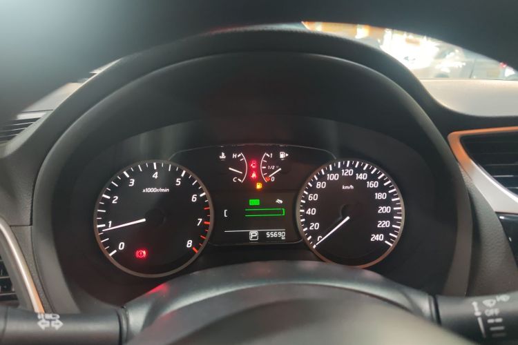 日产 轩逸 2019款 经典 1.6XE CVT舒适版中控内饰14