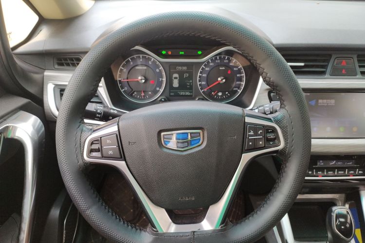 吉利汽车 远景X3 2017款 1.5L 自动尊贵型中控内饰13