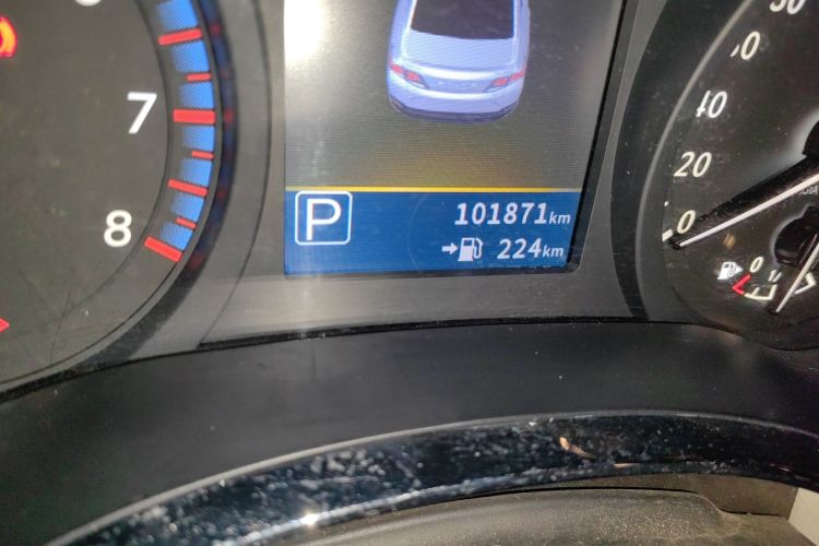 启辰D60 2018款 1.6L CVT智联豪华版中控内饰15