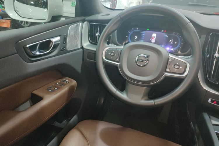 沃尔沃XC60 2024款 B5 四驱智逸豪华版局部细节13