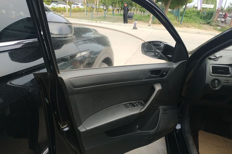 大众 桑塔纳 2019款 1.5L 自动风尚版 国VI中控内饰47