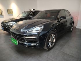 保时捷 Cayenne新能源 2023款 Cayenne E-Hybrid 2.0T 铂金版