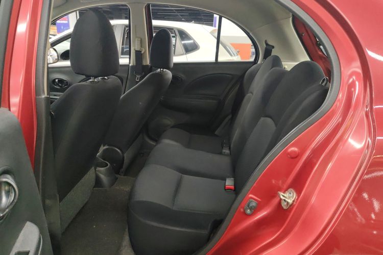 日产 玛驰 2010款 1.5L 自动易炫版中控内饰21