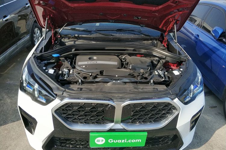宝马X2(进口) 2024款 sDrive25i M运动套装机舱底盘24
