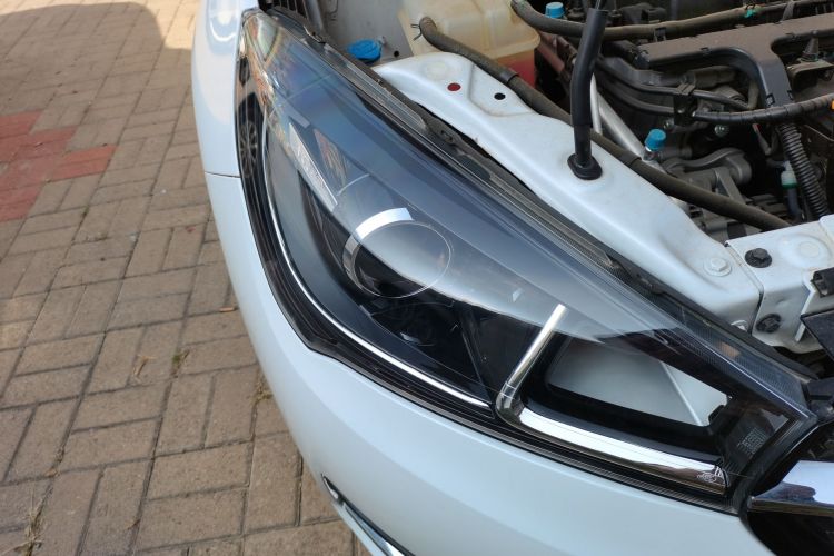 奇瑞 艾瑞泽5 2021款 PRO 1.5L CVT青春版车身外观6006