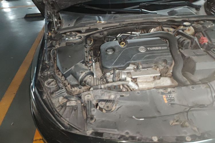 别克 君威 2017款 20T 精英型局部细节9006