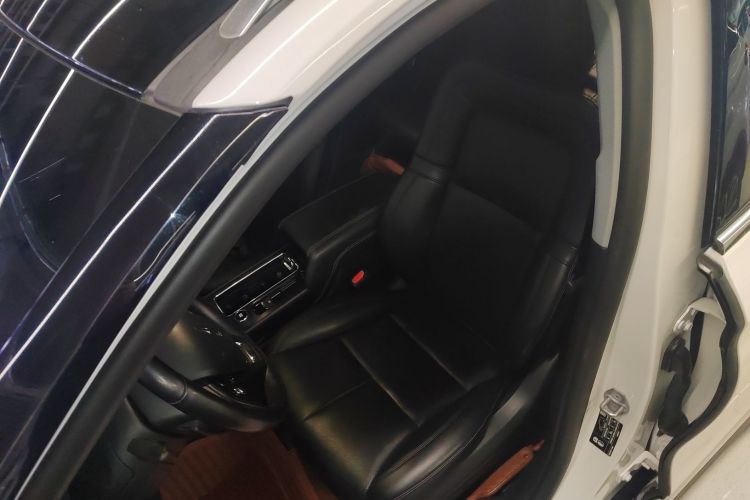 林肯 冒险家 2022款 2.0T 两驱尊享版局部细节19