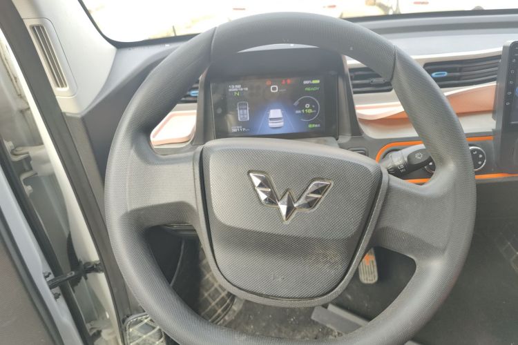 五菱汽车 宏光MINIEV 2020款 自在款 三元锂中控内饰13