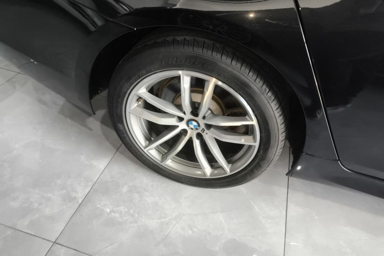 宝马5系 2020款 525Li M运动套装车身外观6008