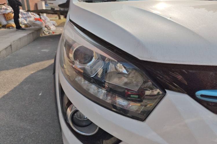 北汽新能源EX 2018款 EX360 新尚版车身外观6006