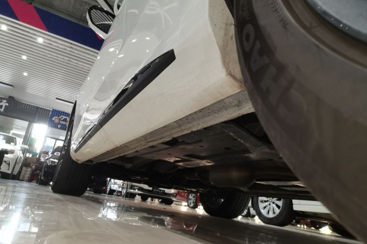 长安UNI-Z 2025款 1.5T 尊贵型局部细节9002