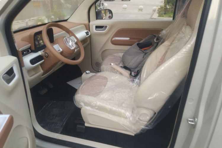 五菱汽车 宏光MINIEV 2024款 第三代 215km 青春版中控内饰19