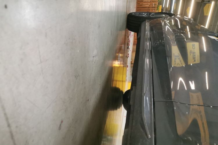 奥迪A4L 2025款 200万辆悦享版 40 TFSI 时尚动感型局部细节9001