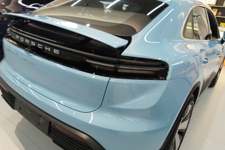 保时捷 Macan新能源 2024款 Macan 长续航版车身外观6006