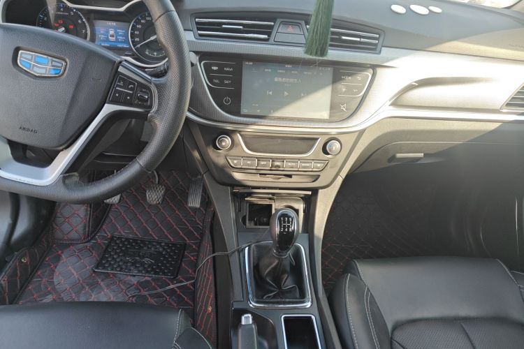 吉利汽车 帝豪 2017款 三厢百万款 1.5L 手动向上版中控内饰12