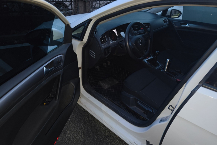 大众 高尔夫 2015款 1.6L 手动时尚型中控内饰20