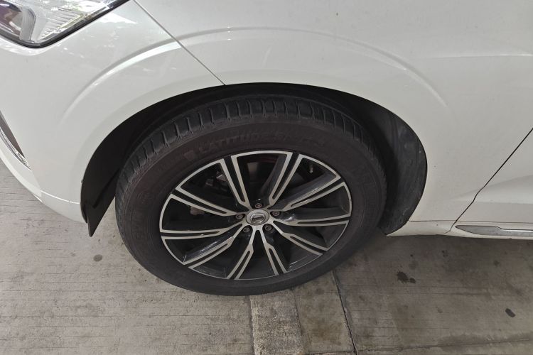 沃尔沃XC60 2021款 T5 四驱智远豪华版车身外观6007