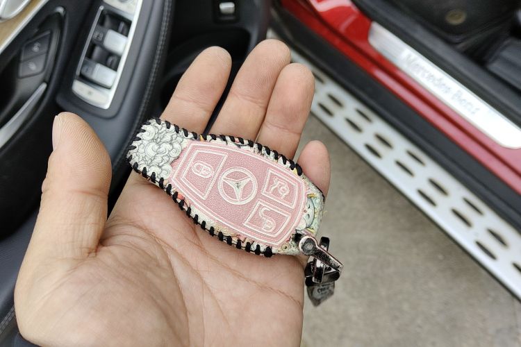 奔驰GLC轿跑 2019款 GLC 260 4MATIC 轿跑SUV中控内饰11