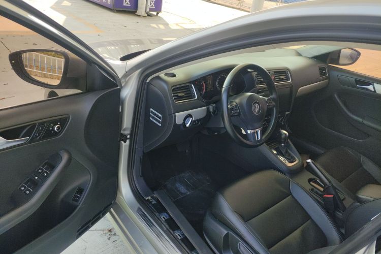 大众 速腾 2014款 改款 1.4TSI 自动豪华型中控内饰20