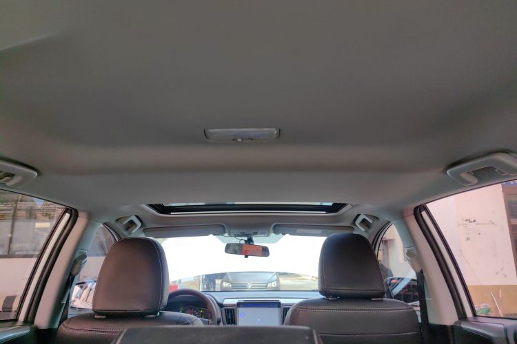 丰田 RAV4荣放 2019款 2.0L CVT两驱先锋版 国V中控内饰22